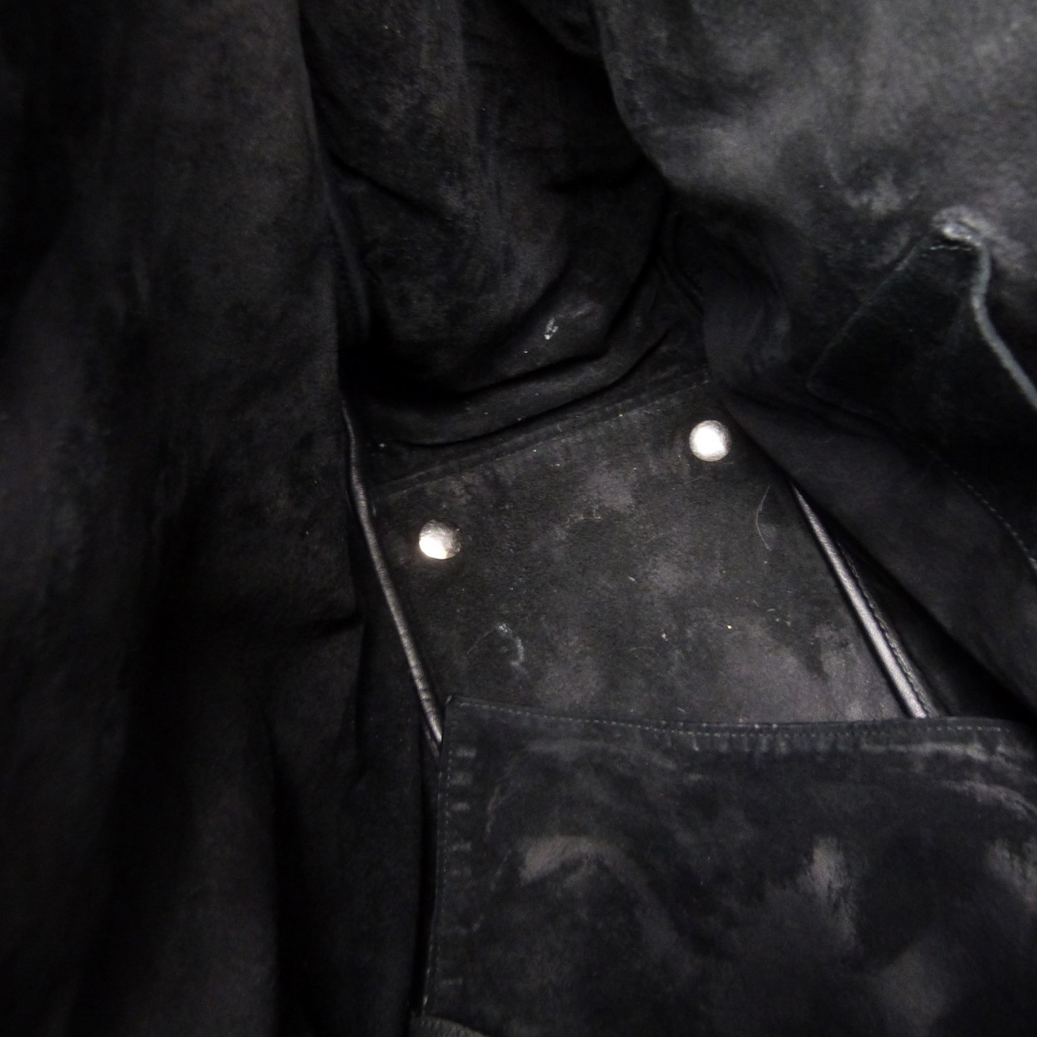 Sac à main Yves Saint Laurent Roady Authentique d'occasion en cuir poli couleur noir "Édition limitée"